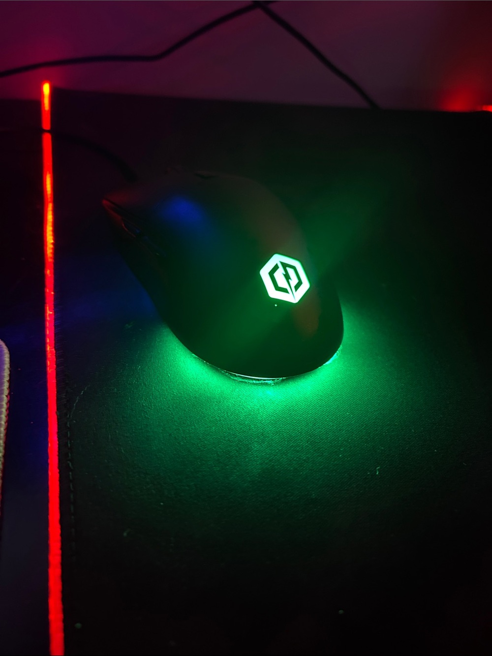RGB Gaming Mouse with Illuminated Logo - Green Glow